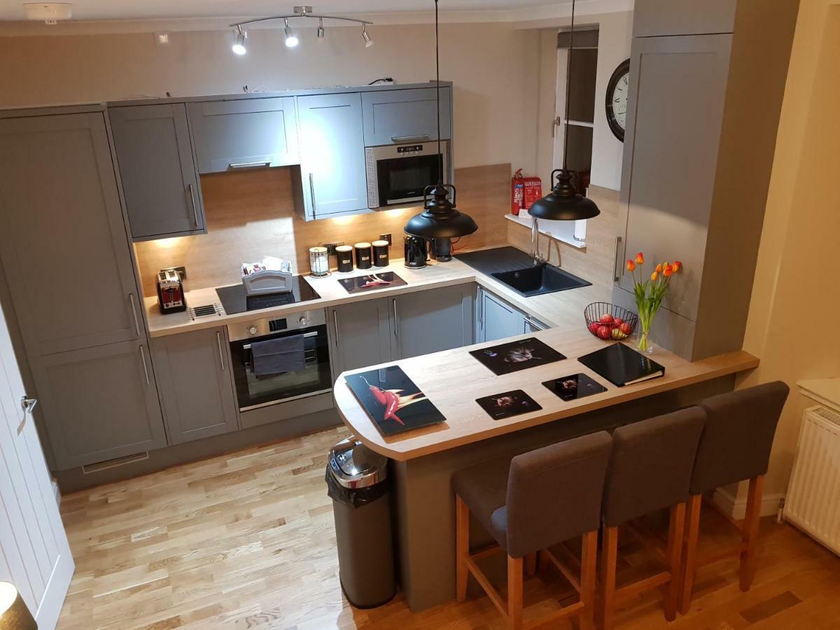 Smart & Cozy Holiday Apartment In The City Centre Inverness Exterior foto