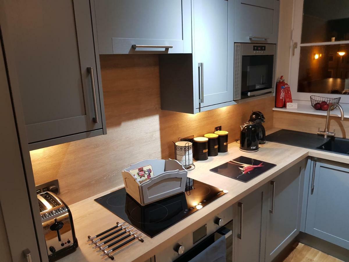 Smart & Cozy Holiday Apartment In The City Centre Inverness Exterior foto