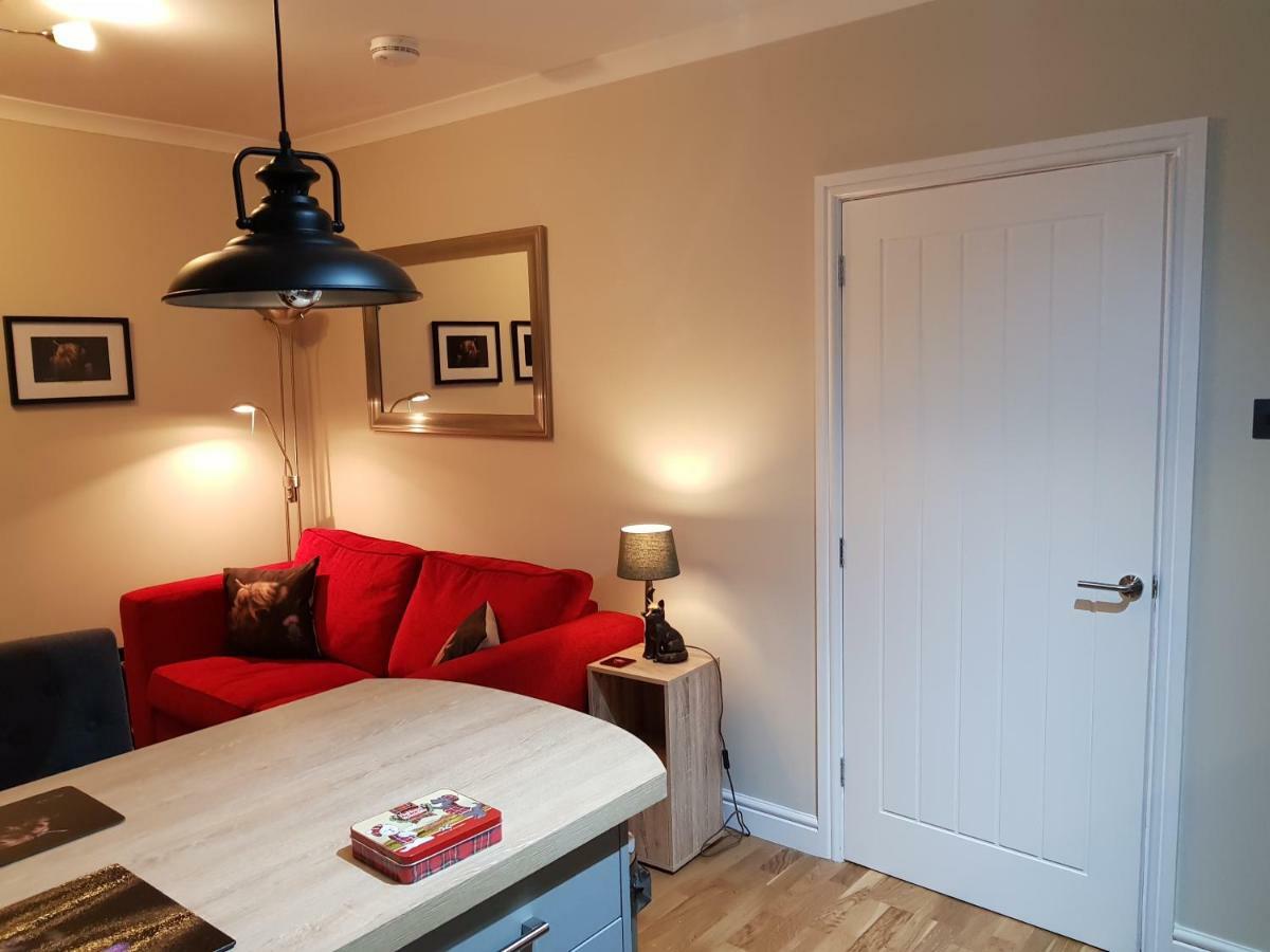 Smart & Cozy Holiday Apartment In The City Centre Inverness Exterior foto